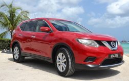 Nissan XTrail Large SUV for Rent